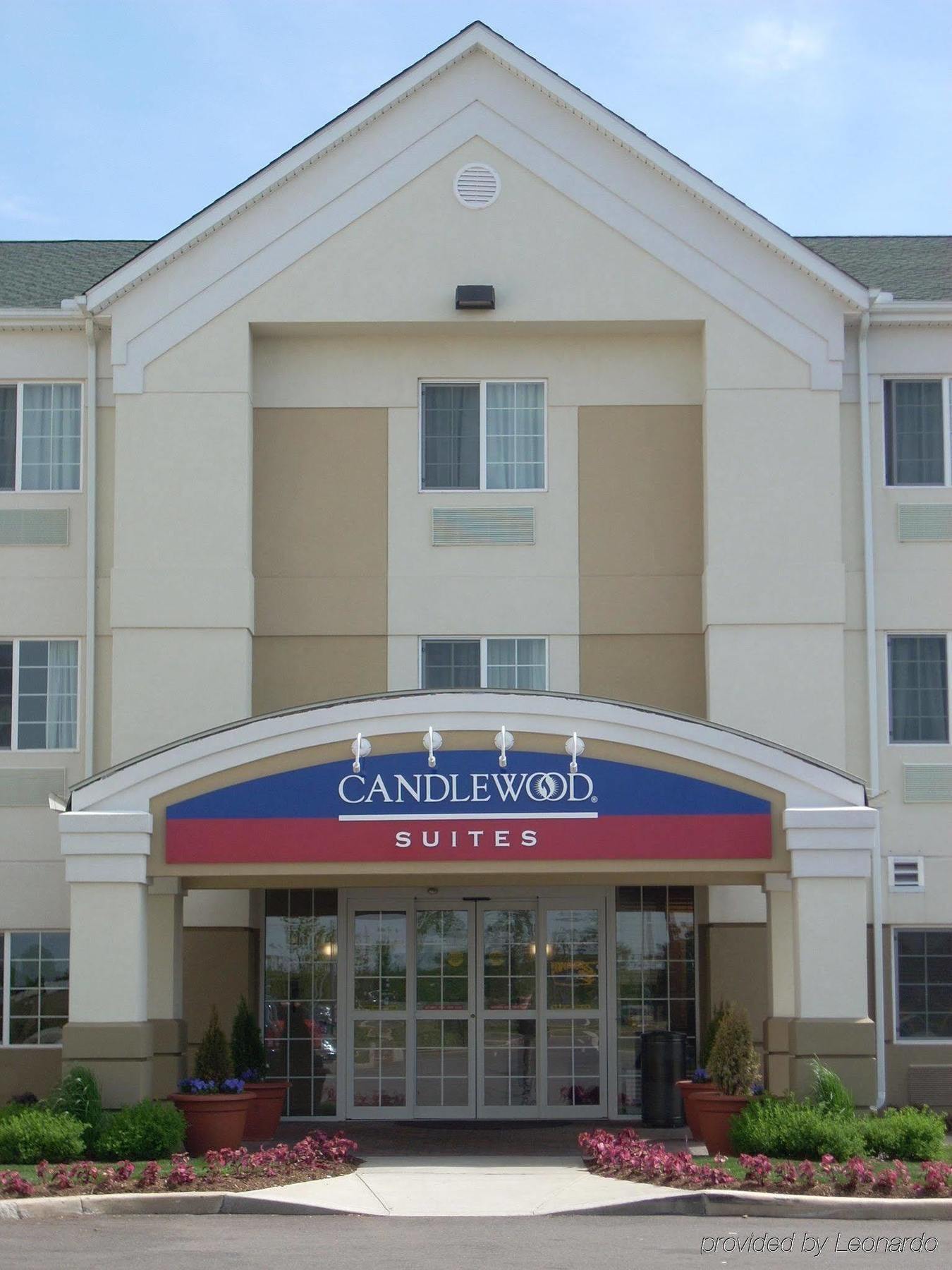 Candlewood Suites Windsor Locks, An Ihg Hotel Bagian luar foto