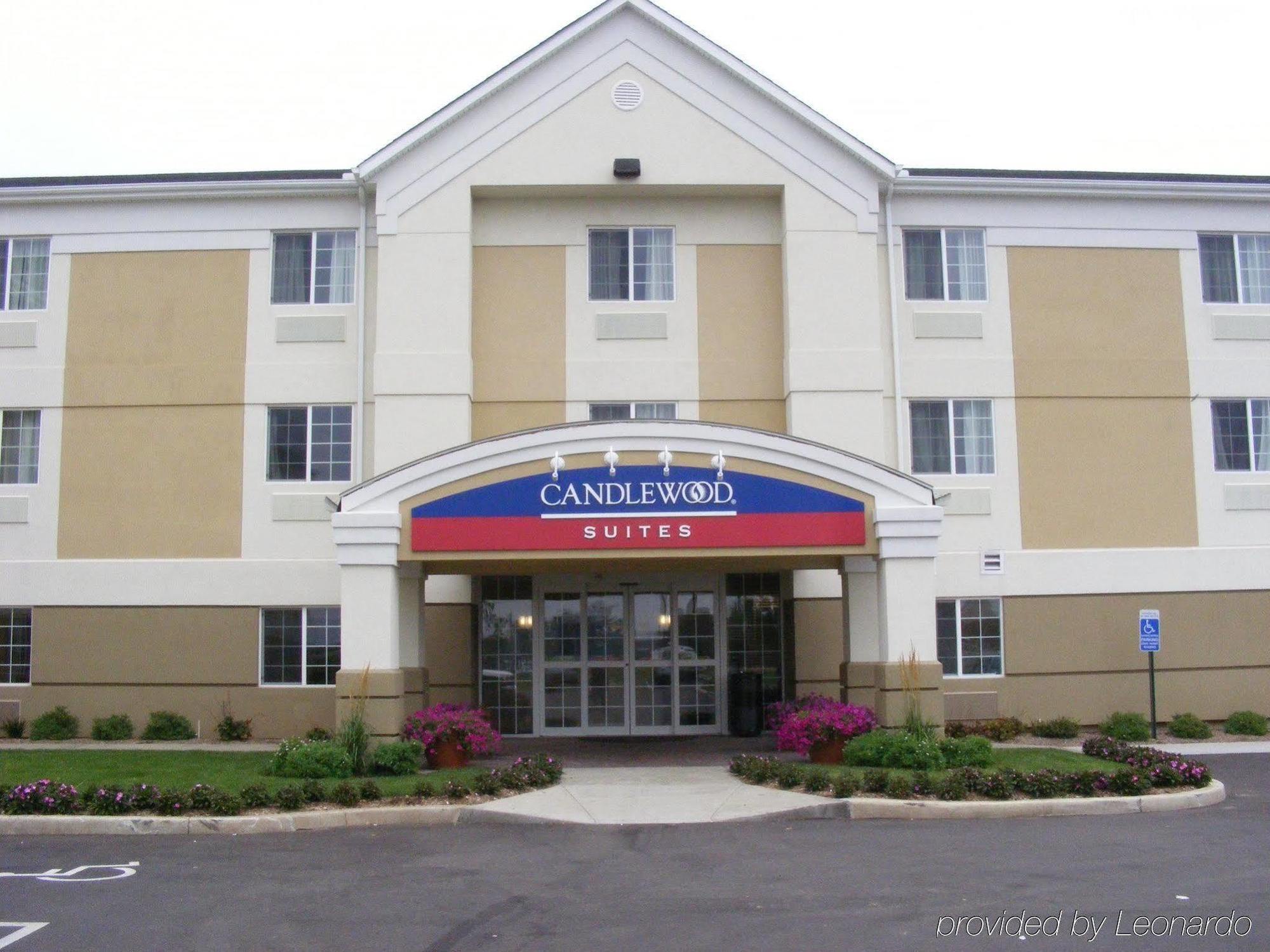 Candlewood Suites Windsor Locks, An Ihg Hotel Bagian luar foto